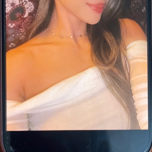 Elegant White Off-Shoulder Dress - Picture 2 of 5